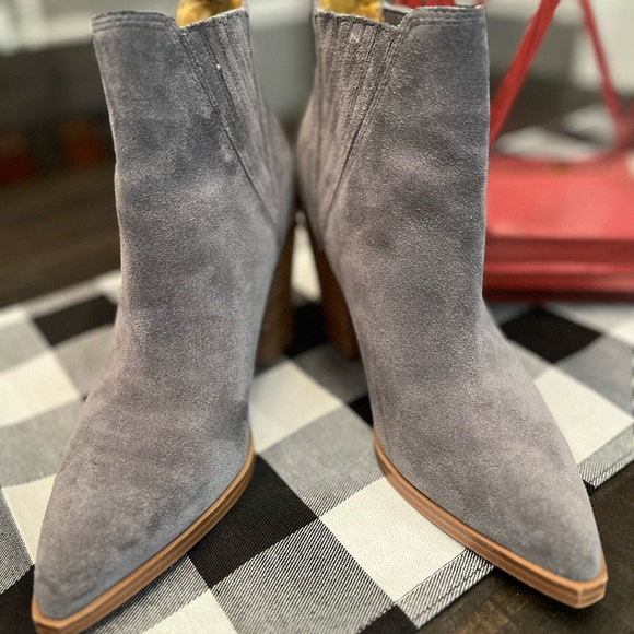 Marc Fisher Leather Boots - Picture 5 of 8